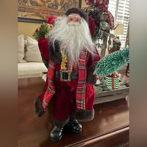 19” Santa plaid decor free standing Christmas decor